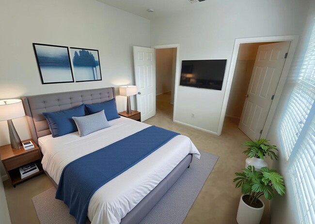 Building Photo - Beautiful & Spacious 3 Bedroom, 2.5 Bathroom Hayward Home – Prime Residential Location W Laundry,...