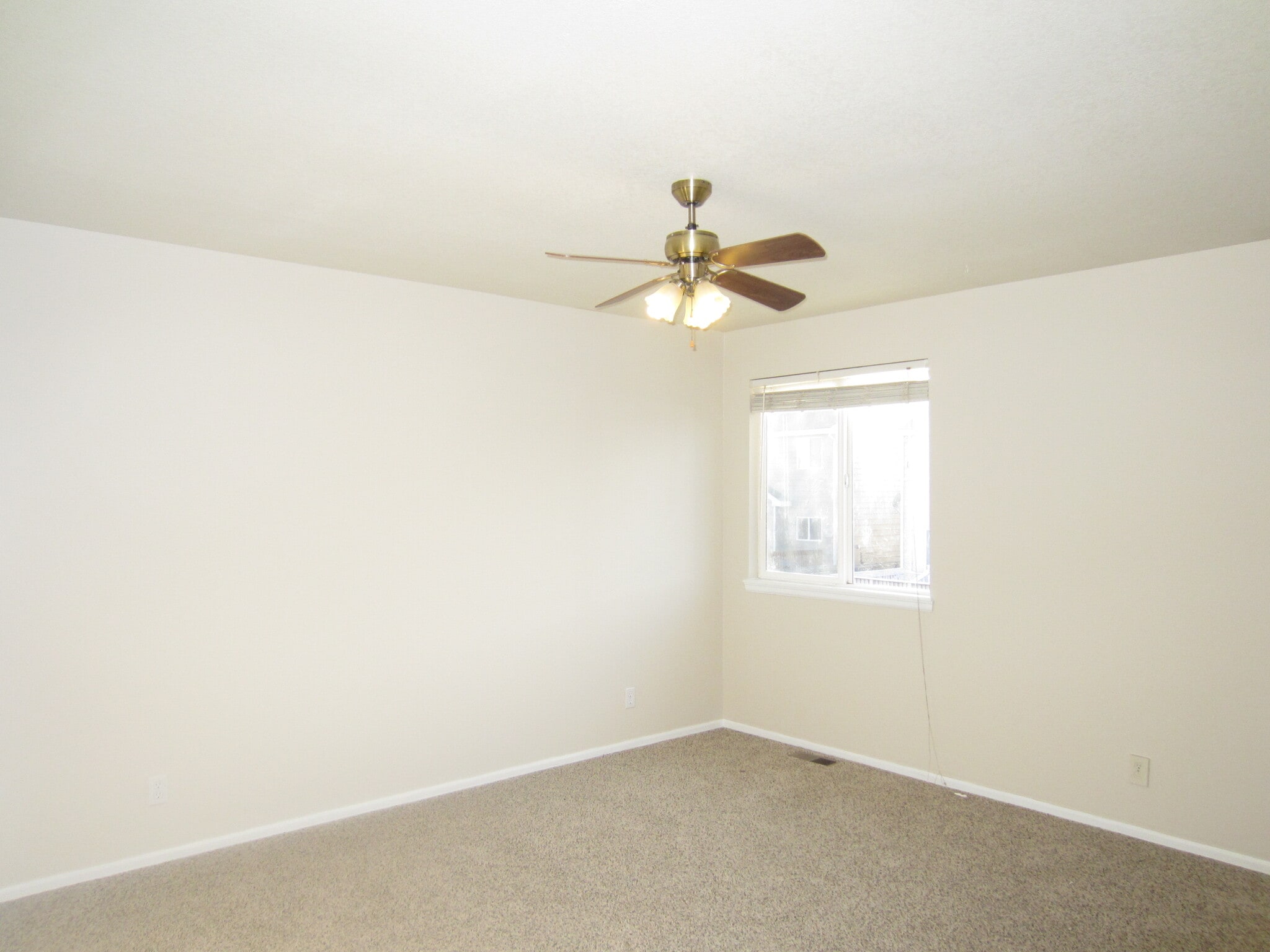 Building Photo - 10761 Cook Ct