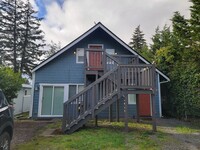 Building Photo - Cozy 1 bedroom 1 bath newly remodeled apar...