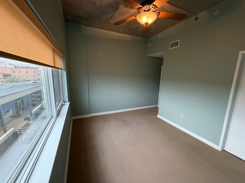 Secondary Bedroom - 1101 18th Ave S