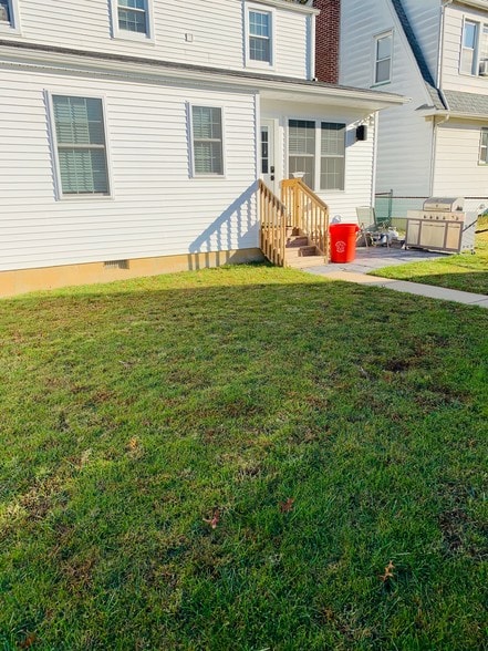 backyard Area - 1310 W Kings Hwy
