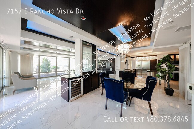 Building Photo - 7157 E Rancho Vista Dr