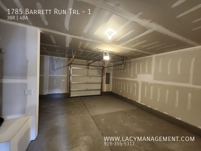 Building Photo - 1785 Barrett Run Trl