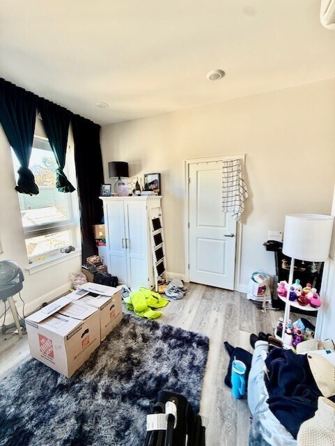 Building Photo - 5 Fremont St