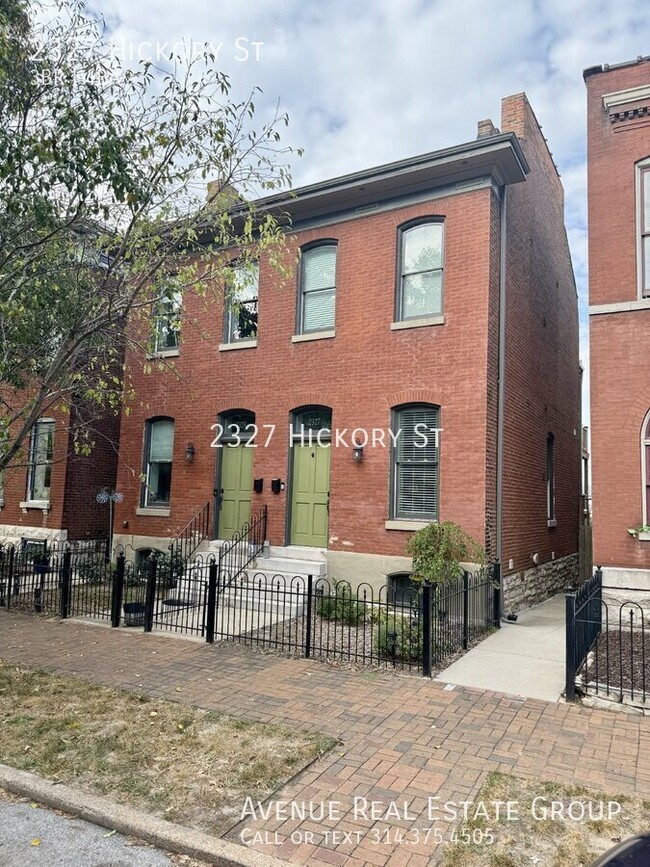 Primary Photo - 2327 Hickory St