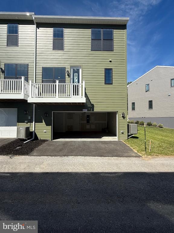 Building Photo - 4127 Ridgeview Ave