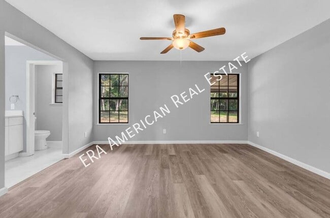 Building Photo - 5912 Pamela Dr