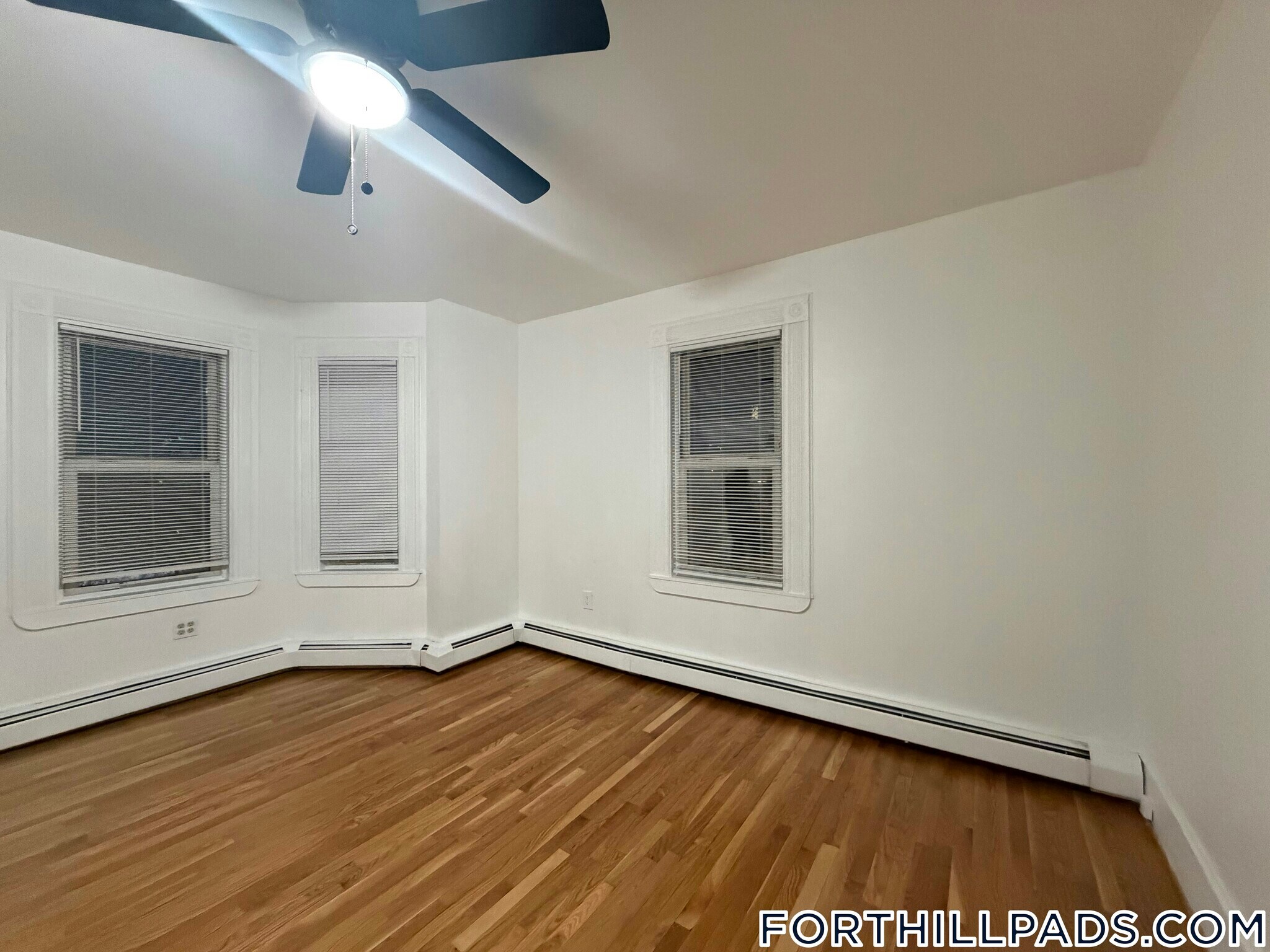 Building Photo - 155 Centre St