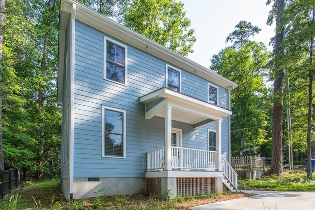 Building Photo - 200 Howell St