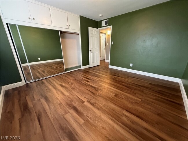 Building Photo - 1516 Houssels Ave