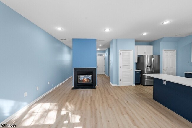 Building Photo - 72 River Birch Cir