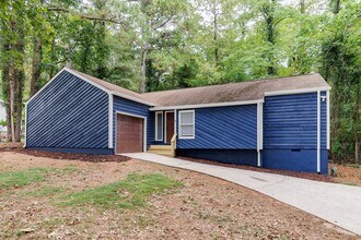 Building Photo - Updated Home in Ansley Park!