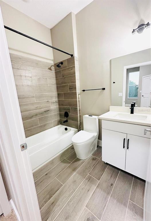 Building Photo - 1680 Houston St