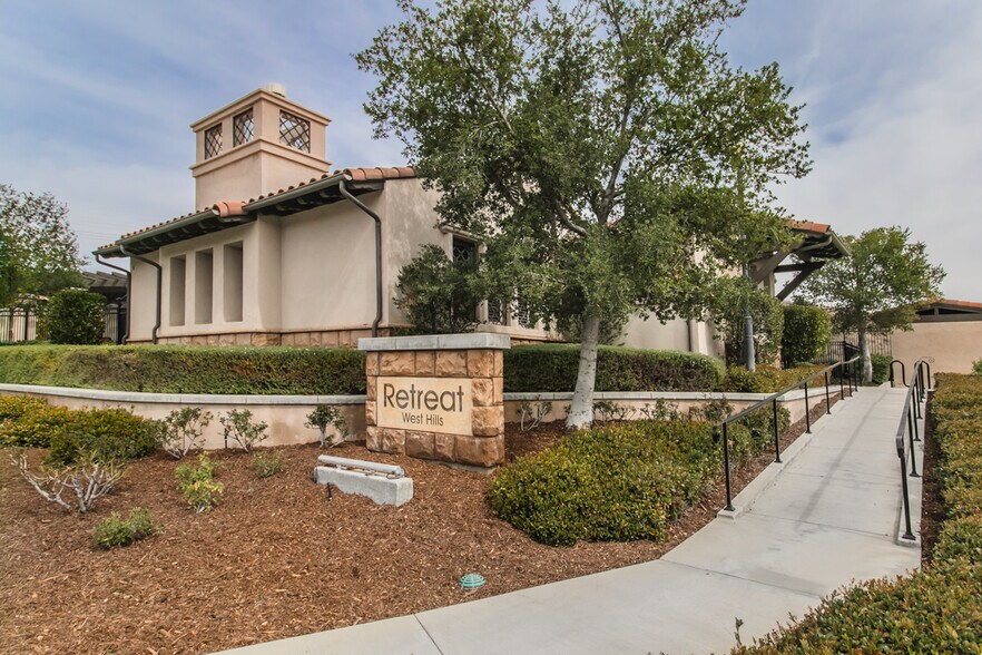 Building Photo - 29048 W Hills Dr