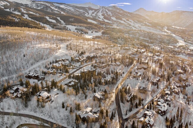 Building Photo - 34 Stellar Ln