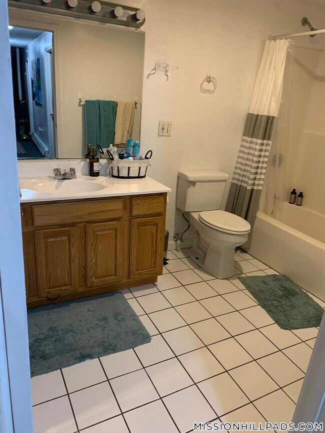 Building Photo - 61 S Huntington Ave