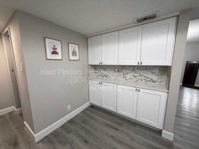 Building Photo - 8755 Como Lake Dr