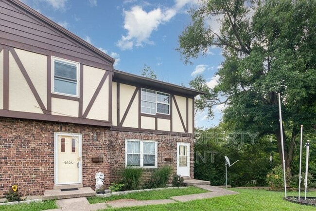 Building Photo - 4600 Glenway Ave
