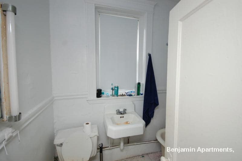 Building Photo - 1334 Commonwealth Ave