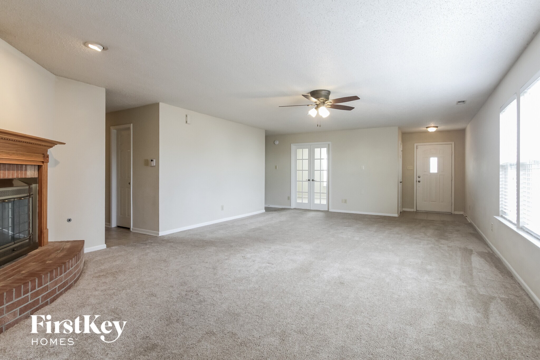 Building Photo - 9192 Huntleigh Cir
