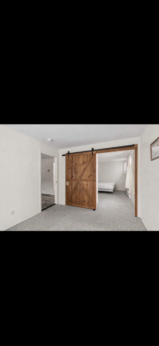 Building Photo - Waterville Post Office