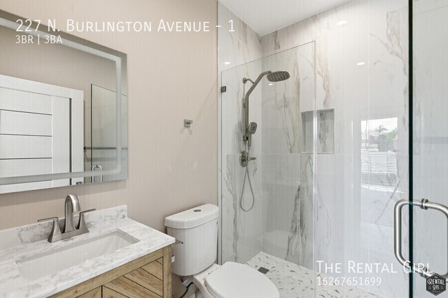 Building Photo - 227 N Burlington Ave
