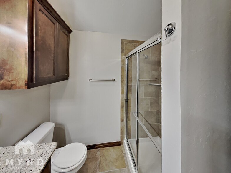 Building Photo - 1132 Merlin Dr