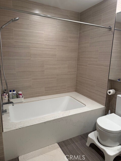 Building Photo - 877 Francisco St