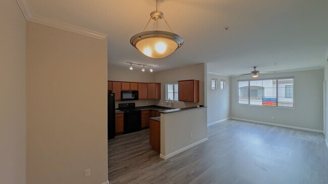 Building Photo - 1 Bedroom Condo in the Solana Townhome Community Near E Baseline Rd and S Higley Rd!