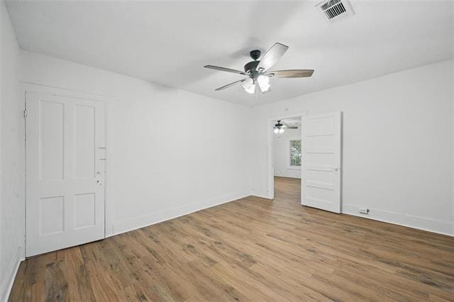 Building Photo - 906 E Houston St