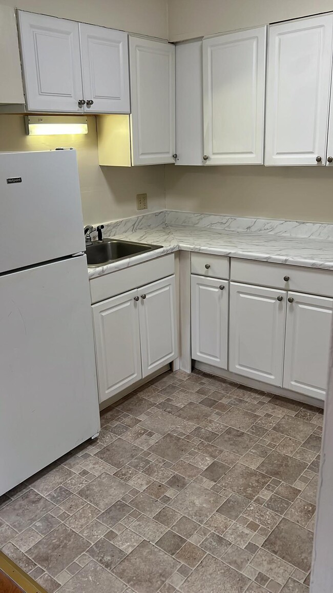 Kitchen - Harbour Point Gardens