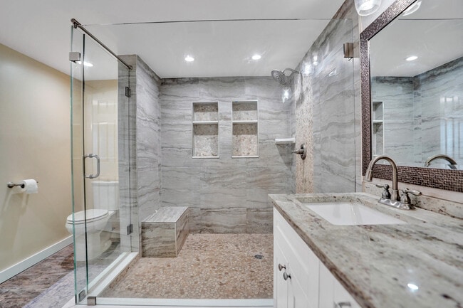 Building Photo - 3590 S Ocean Blvd