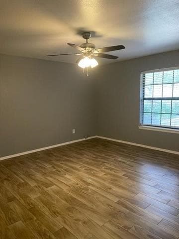 Building Photo - 609 Williamsburg Ct