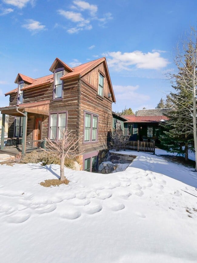 Building Photo - Enjoy Summer in Historic Breckenridge, Walk to Main Street! Bring your dog!