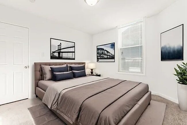 Building Photo - 1109-1111-1111 Franklin Ave