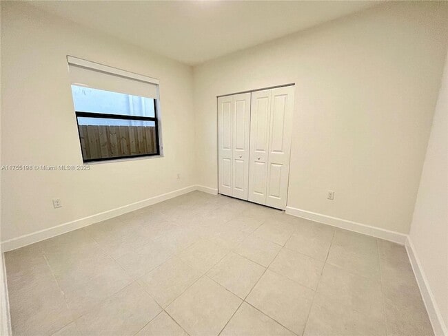Building Photo - 13370 SW 284th Terrace