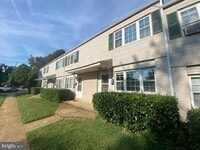 Building Photo - 32 S Monroe Rd