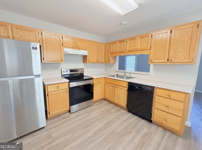 Building Photo - 102 Natures Bounty Trail