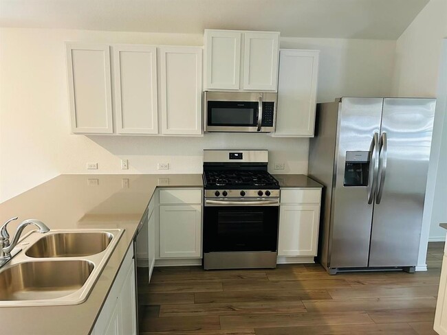 Building Photo - 4220 Rimrock Rose Ln