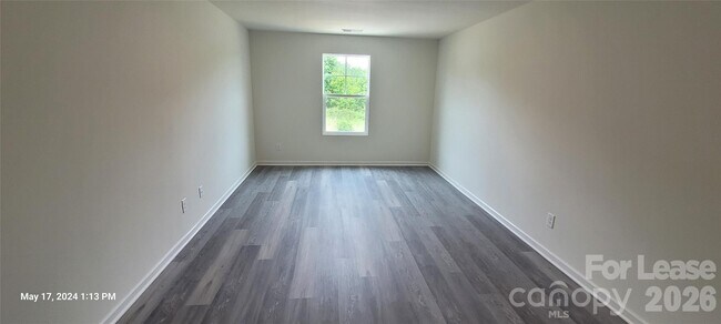 Building Photo - 133 Slate Dr