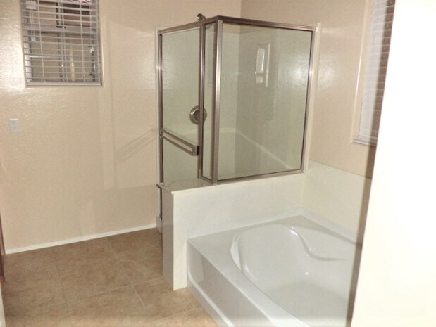 Building Photo - 5339 W Chisum Trl
