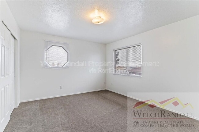 Building Photo - 417 E 2100 N