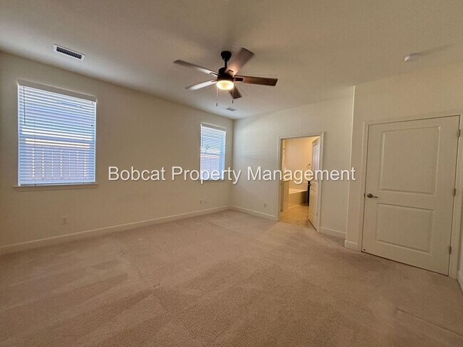 Building Photo - 1120 Dapple Dr