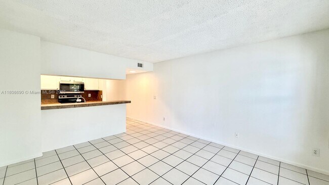 Building Photo - 278 Cypress Point Dr