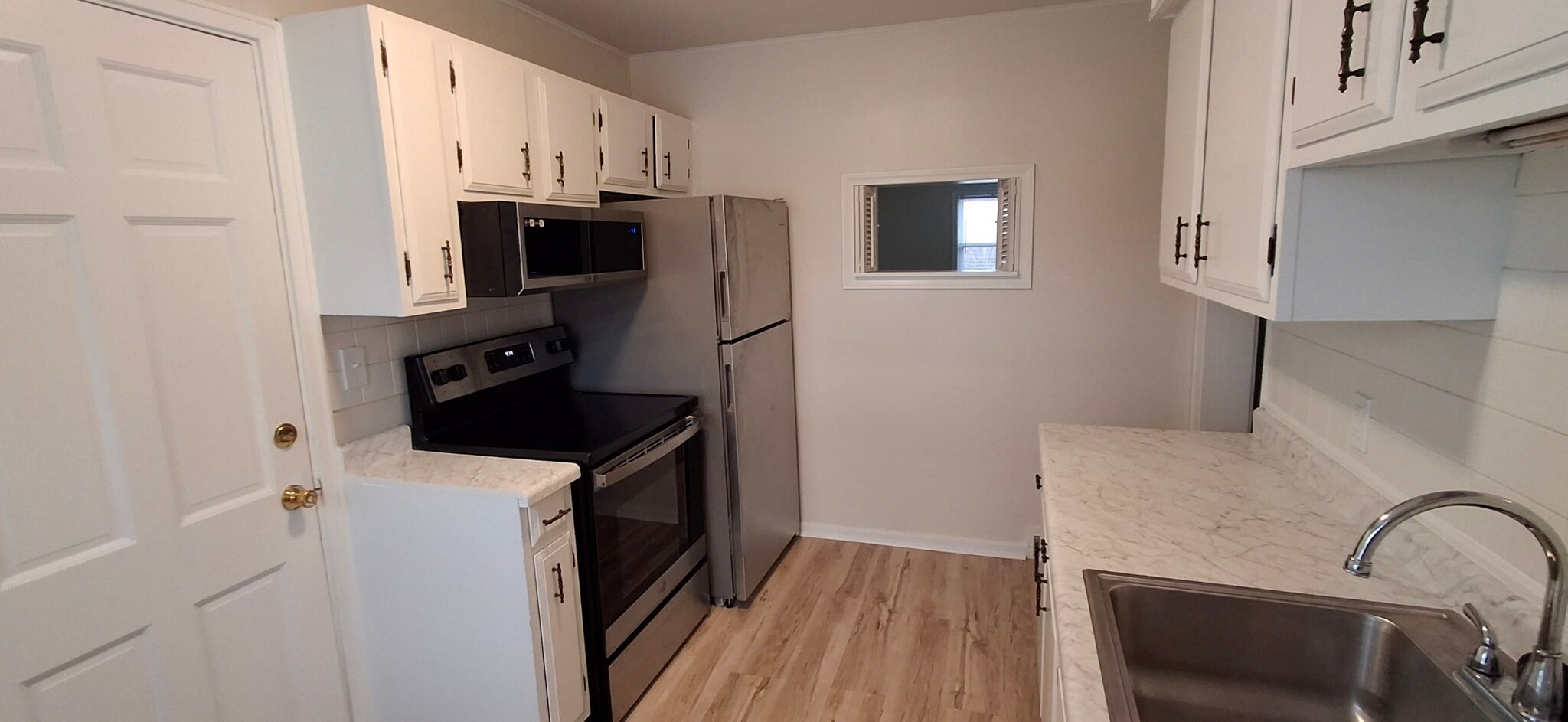 Building Photo - 2424 Lafayette Ave