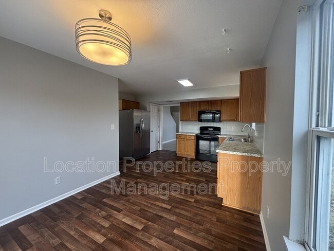 Building Photo - 2709 Harrison Pl