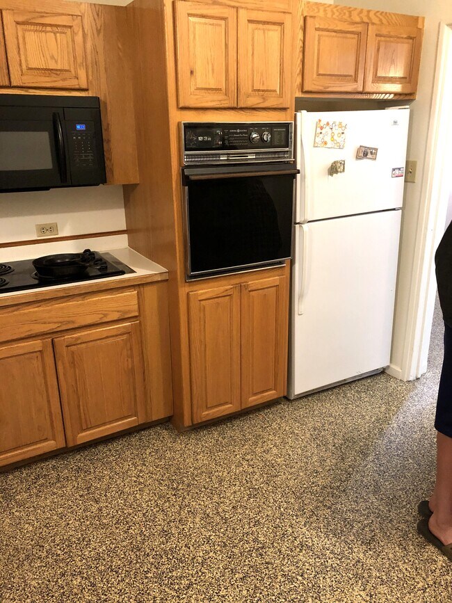 Kitchen - 1020 N 20th St