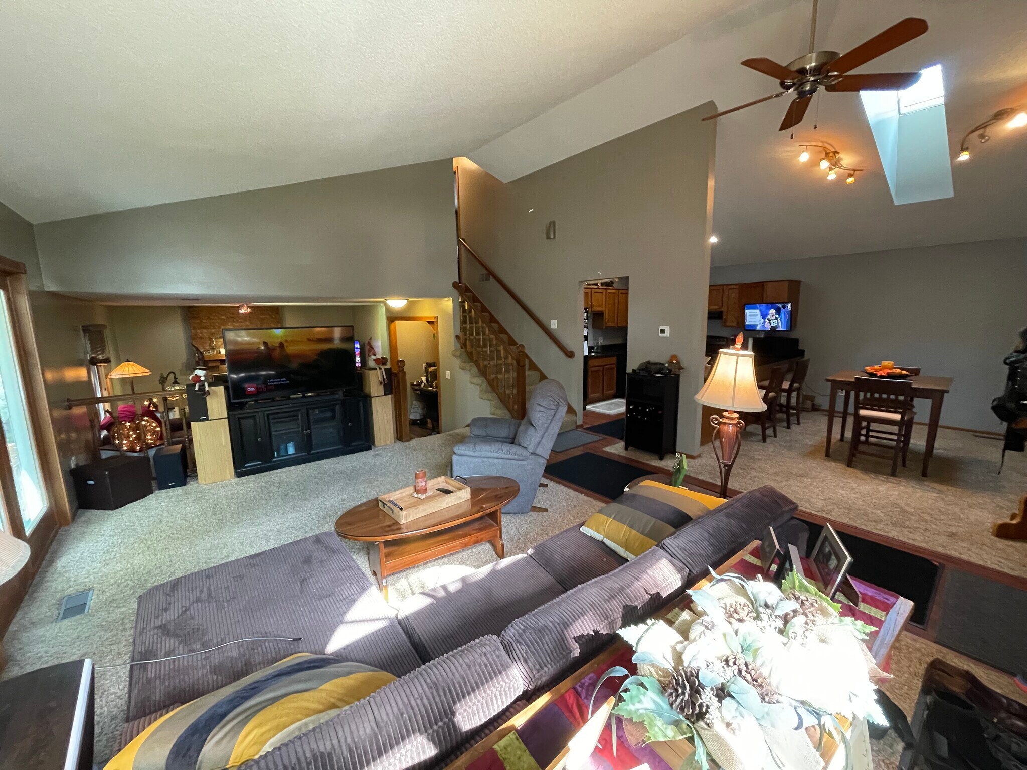 Building Photo - 5858 Red Cherry Ln