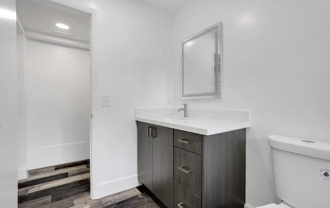 Building Photo - 4143 Palm Bay Cir