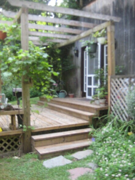 entrance from deck - 395 Nut Plains Rd